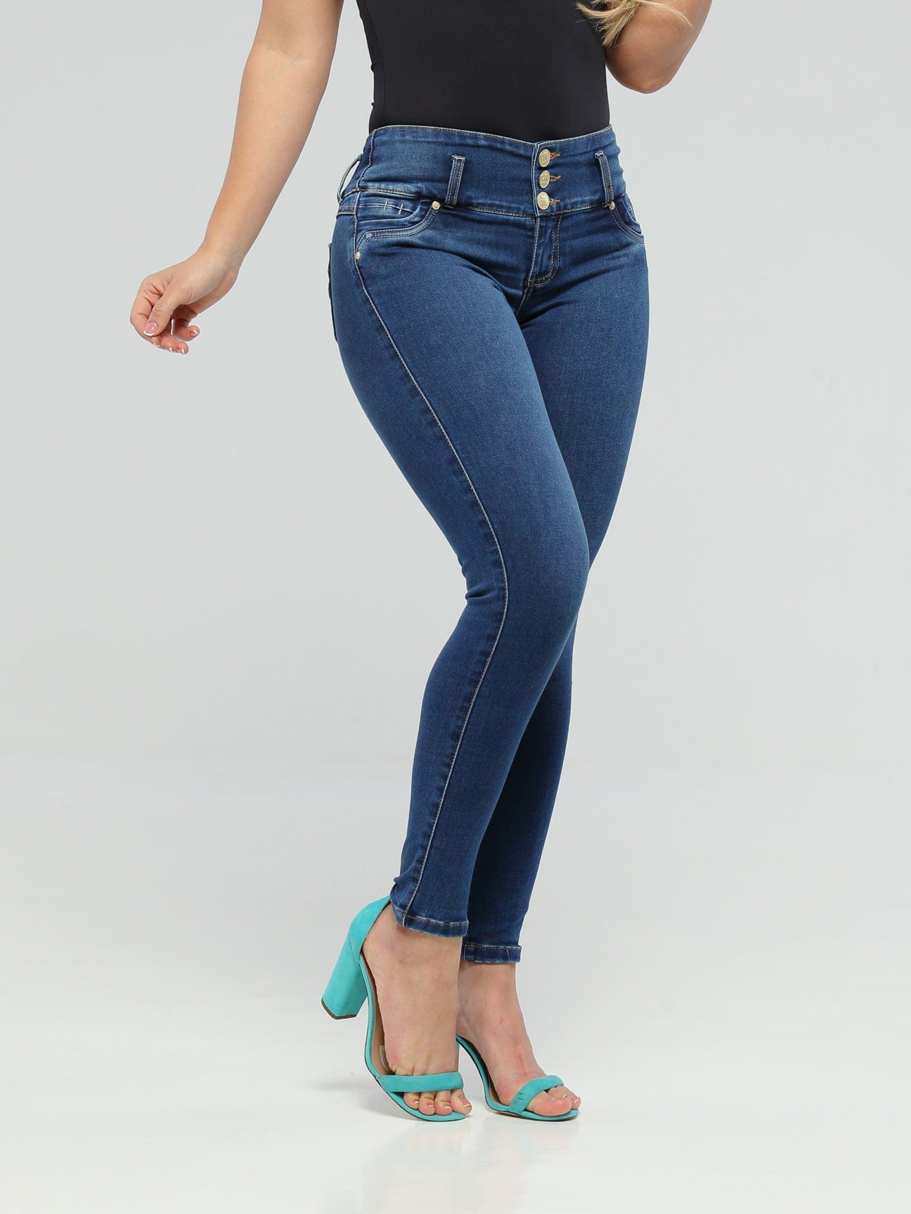 Avigail Butt Lift Jeans 15019